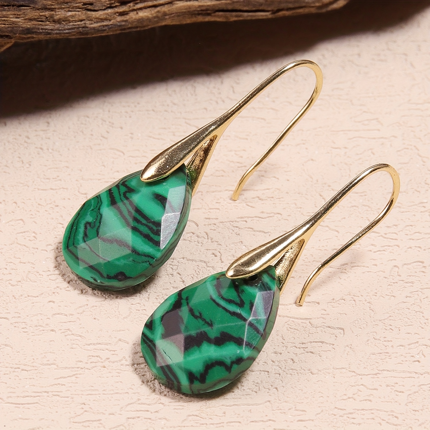 product-fancy-a48eb1f4-d72a-472b-81b5-51a3d9099f4f Malachito akmens auskarai - Image 1
