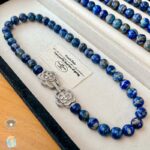 Natūralaus lapis lazuli vėrinys