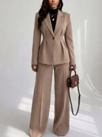 Elegantiškas 2 dalių moteriškas kostiumėlis - Image 3