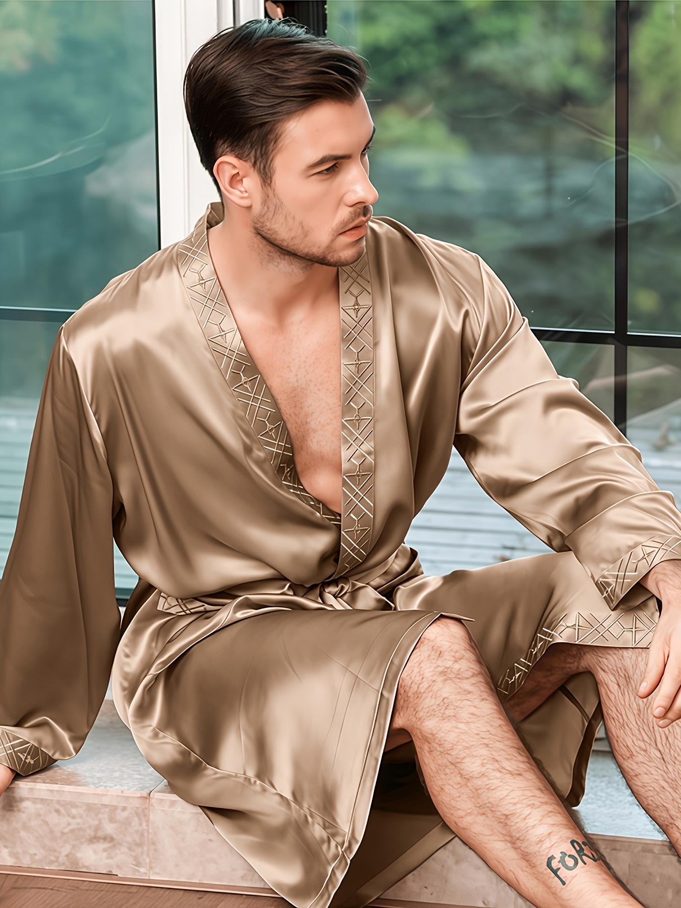 product-fancy-b482d44f-6edc-4404-9326-4eea02b7bc81 Vyriškas šilkinis chalatas - Image 1