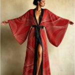 Raudonas kimono chalatas 