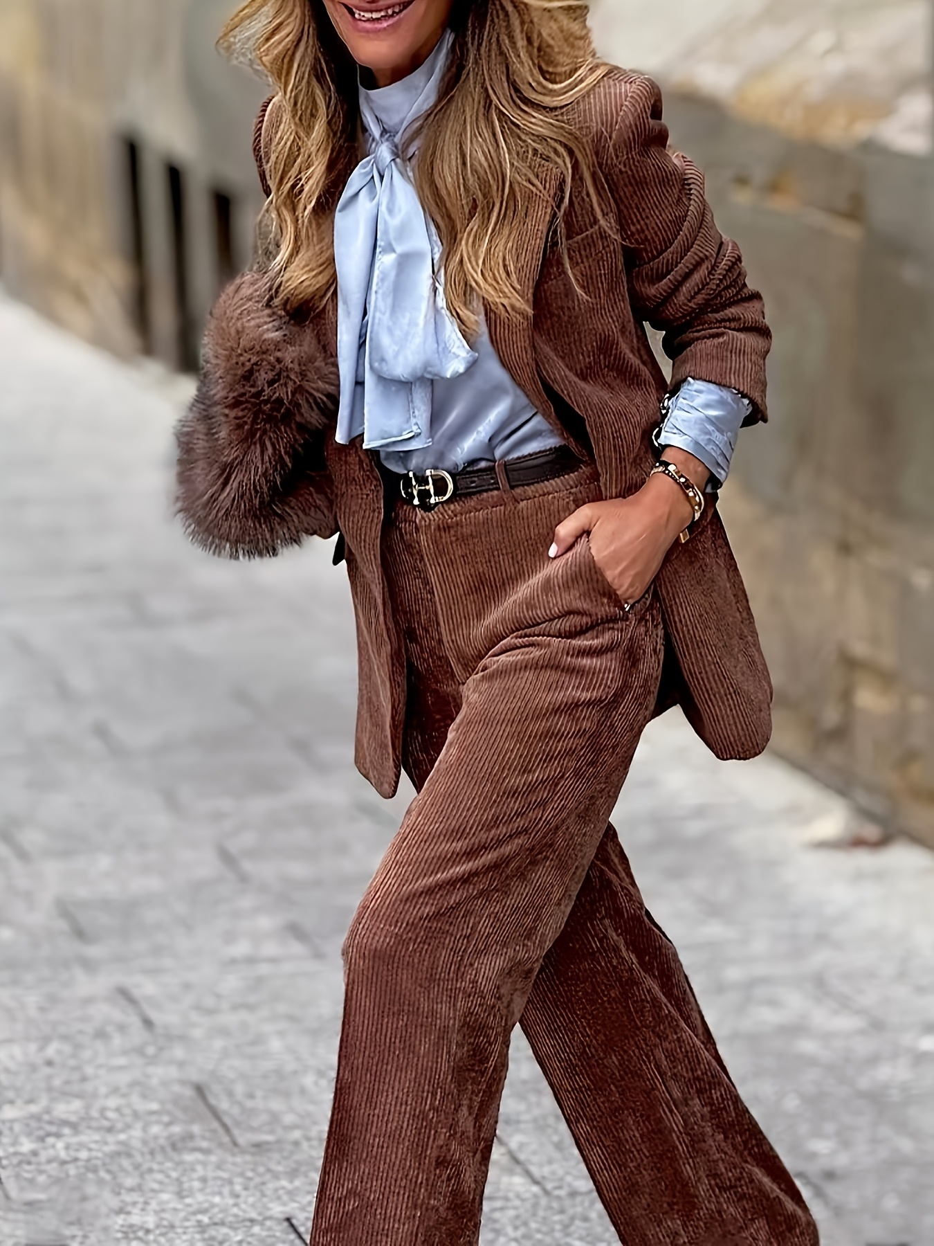 product-fancy-cd34d4ca-fbfa-4213-acd3-57882fc54692 Elegantiškas moteriškas kordinio audinio kostiumėlis - Image 1
